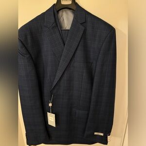NWT Vinci three piece suit